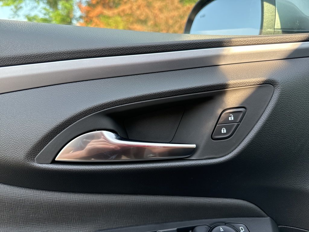 2025 Buick Envista Preferred Image 24 of 48