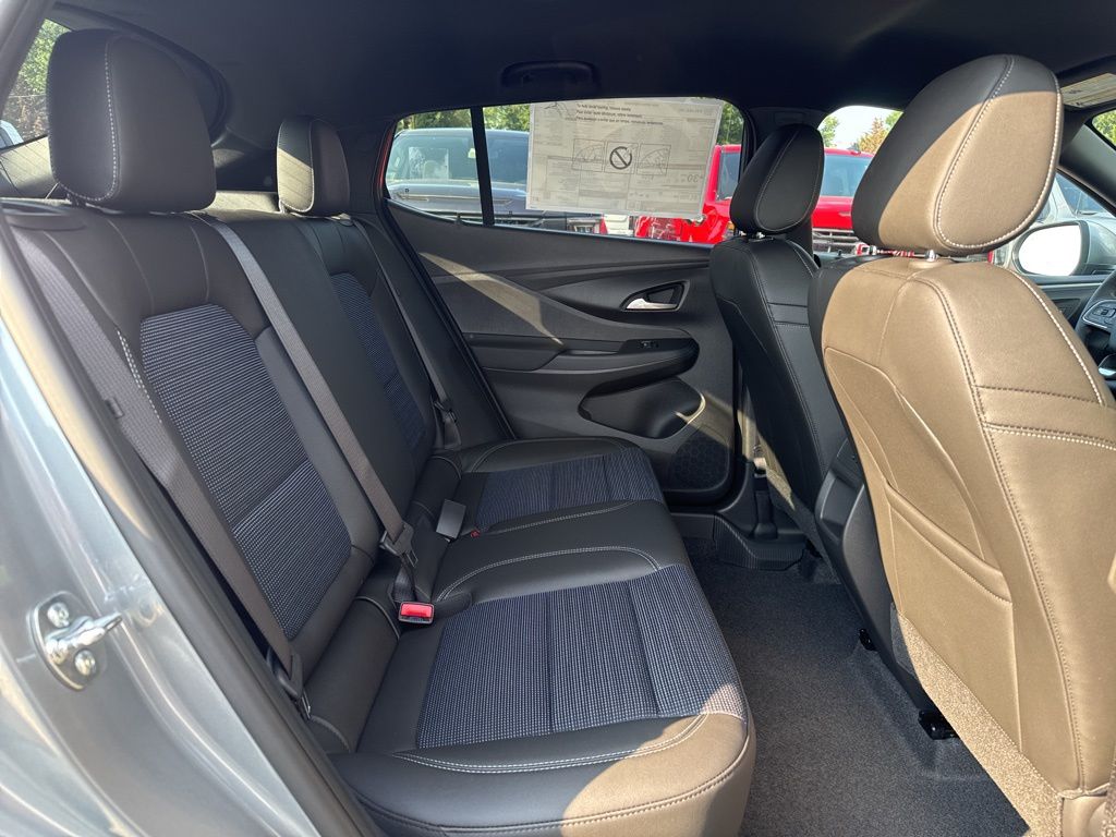 2025 Buick Envista Preferred Image 13 of 48