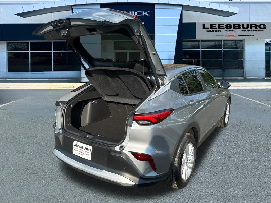 2025 Buick Envista Preferred Image 6 of 48