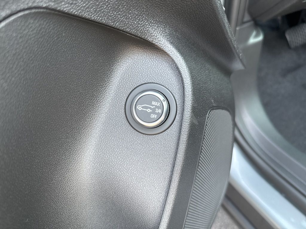 2025 Buick Envista Preferred Image 29 of 48