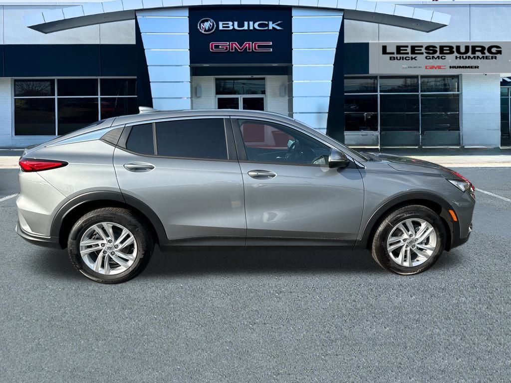 2025 Buick Envista Preferred Image 4 of 48