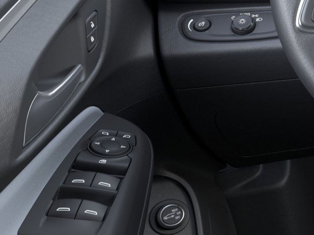 Vehicle image 22 of 24