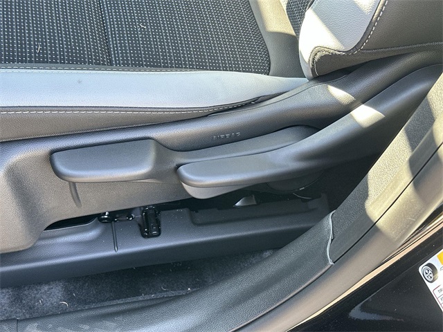 2025 Buick Envista Preferred Image 22 of 26