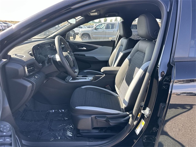 2025 Buick Envista Preferred Image 10 of 26
