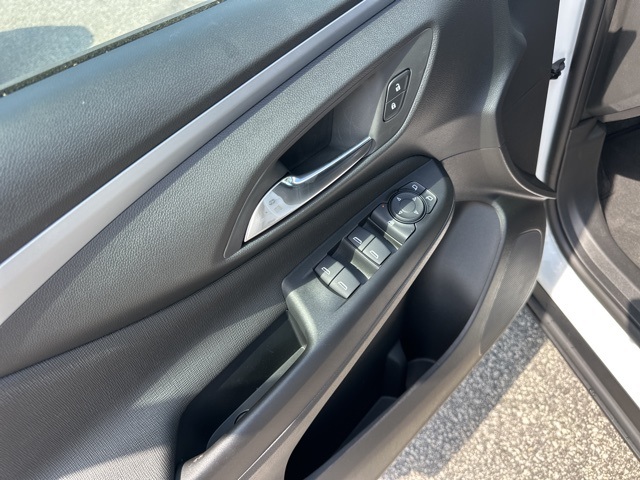 Vehicle image 18 of 26