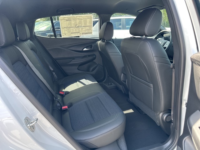 Vehicle image 8 of 26