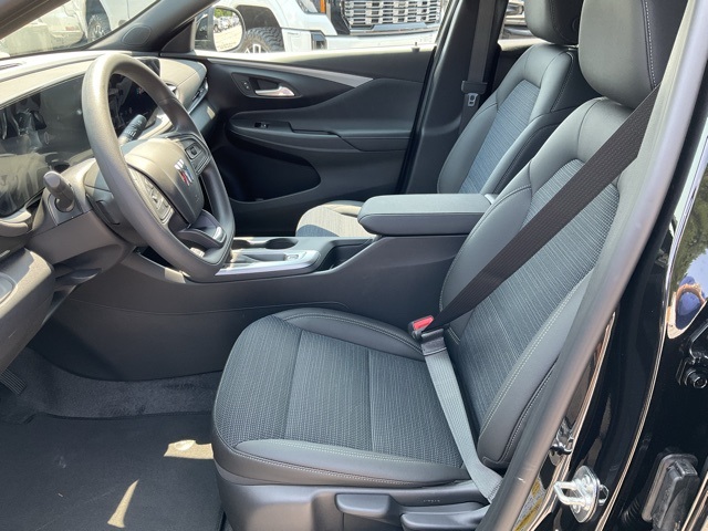 Vehicle image 12 of 23
