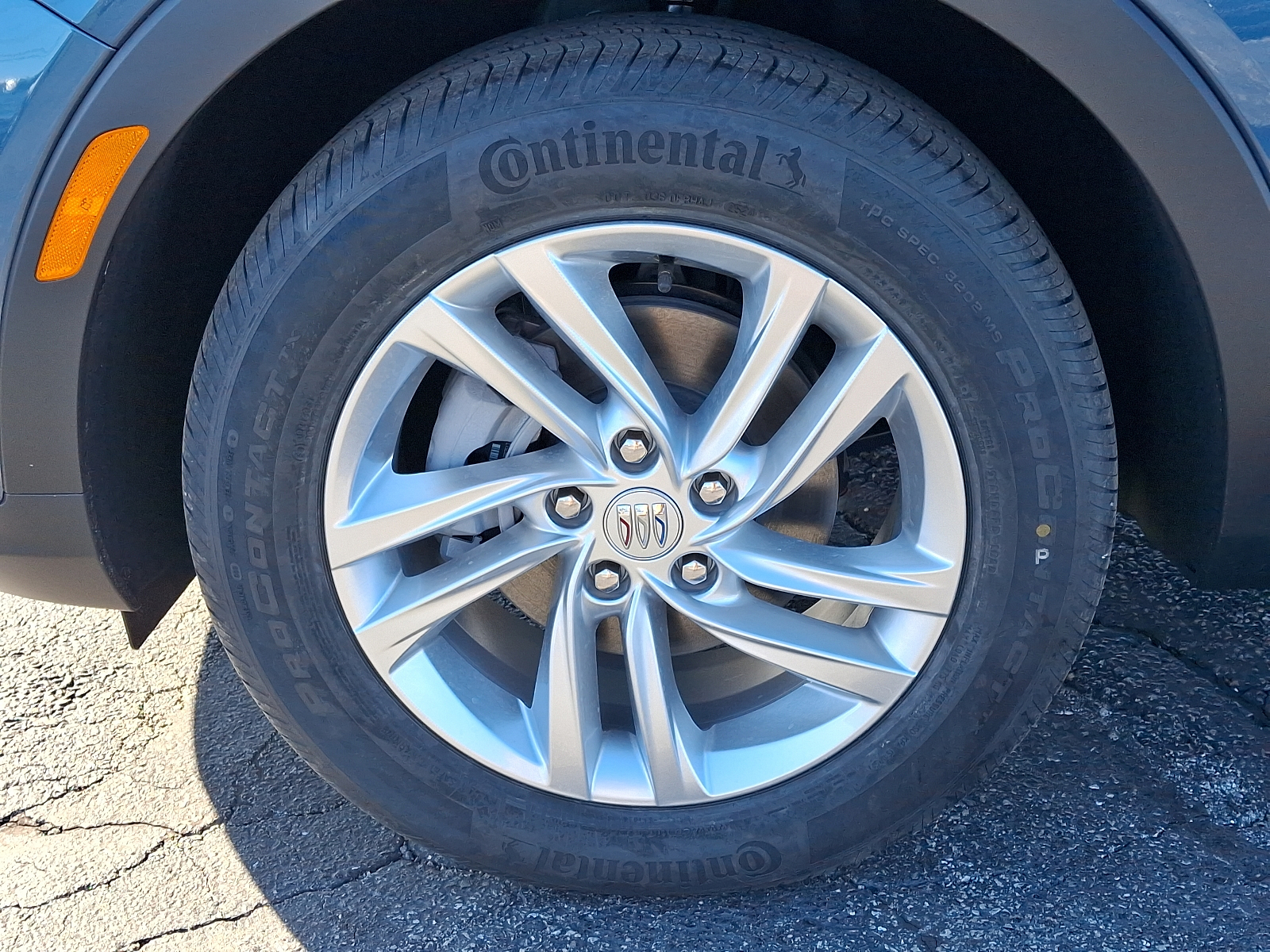 Vehicle image 9 of 23
