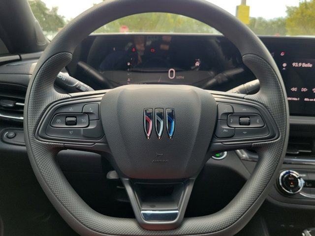 Vehicle image 9 of 13