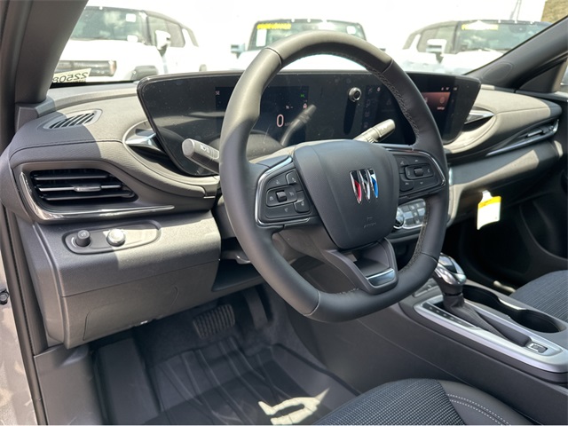 Vehicle image 15 of 34