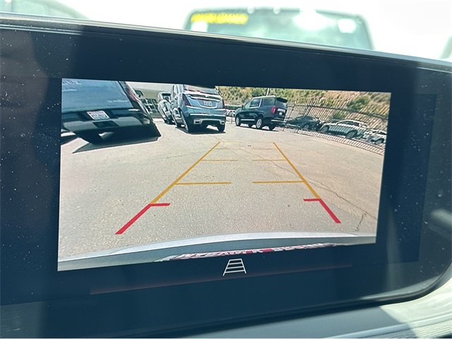 Vehicle image 19 of 34