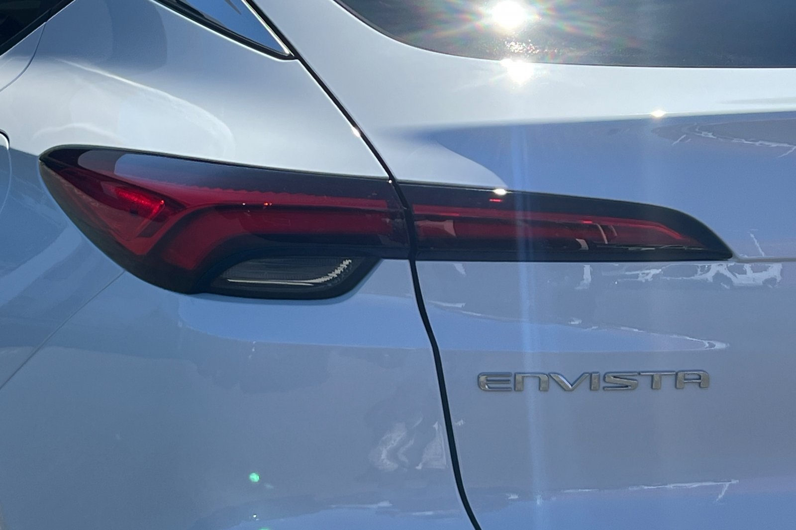 Vehicle image 22 of 32