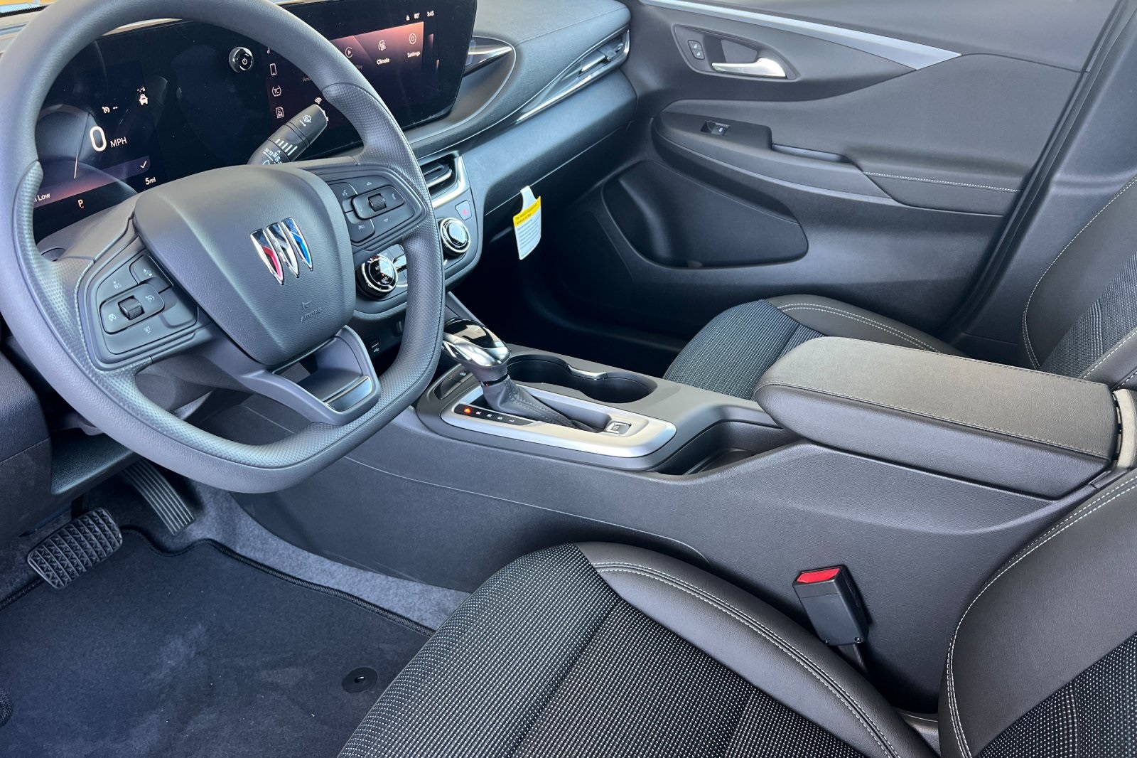 Vehicle image 13 of 32