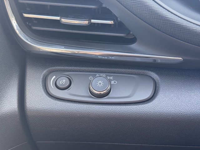 Vehicle image 22 of 29