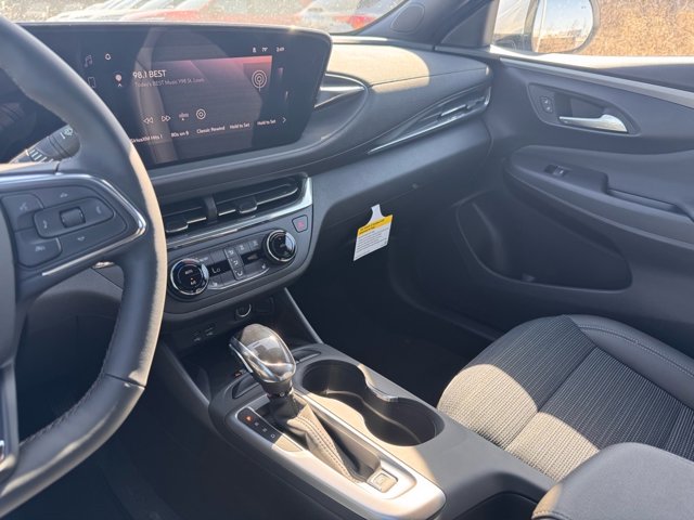 Vehicle image 9 of 29