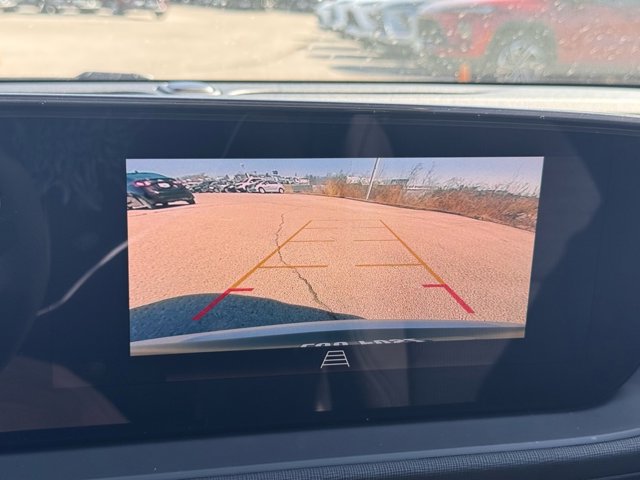 Vehicle image 11 of 29