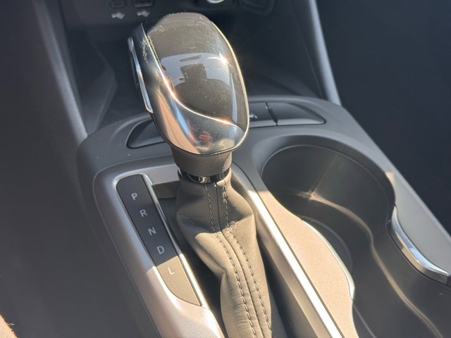 Vehicle image 14 of 29