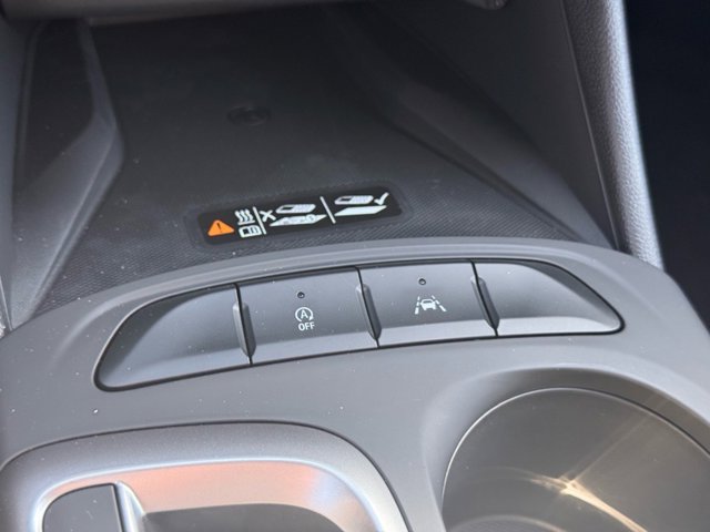 Vehicle image 16 of 29