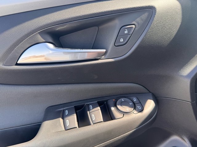 Vehicle image 24 of 29