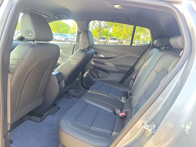 Vehicle image 6 of 13