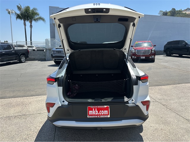 Vehicle image 8 of 36