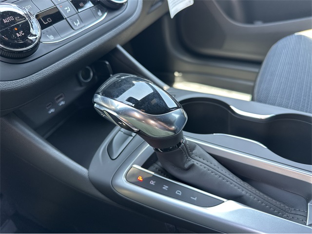 Vehicle image 22 of 36
