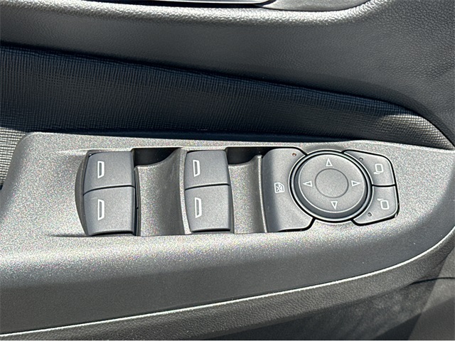 Vehicle image 30 of 36