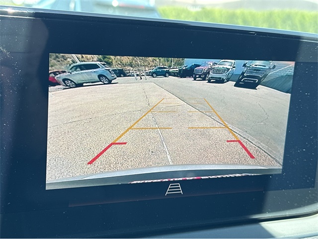 Vehicle image 21 of 36