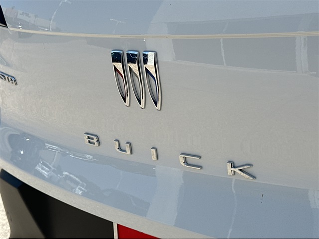 Vehicle image 31 of 36
