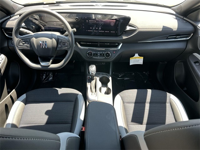 2025 Buick Envista Preferred Image 12 of 26