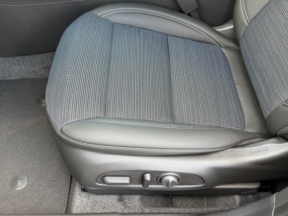 2025 Buick Envista Preferred Image 28 of 35