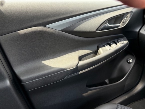 2025 Buick Envista Preferred Image 25 of 35