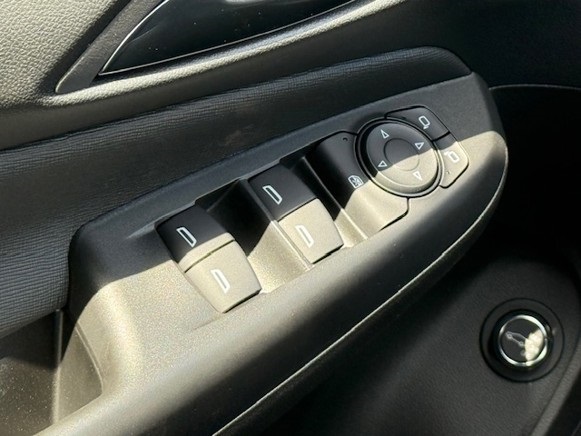 2025 Buick Envista Preferred Image 35 of 35