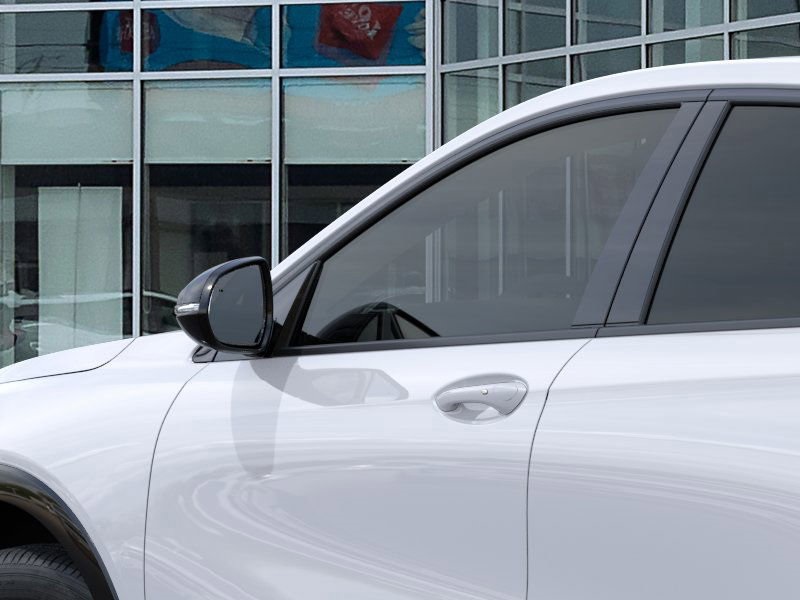 Vehicle image 16 of 24