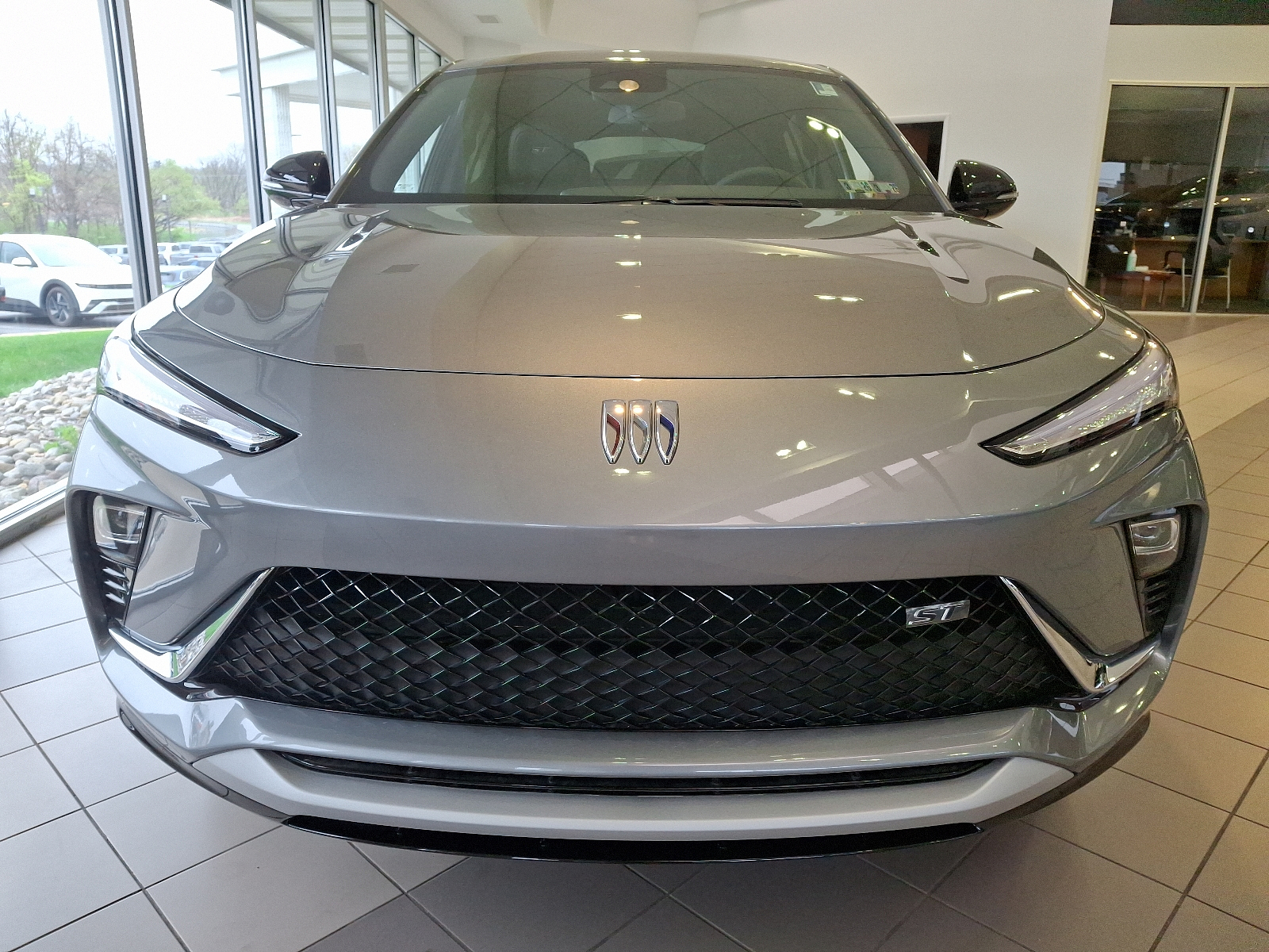 Vehicle image 6 of 23