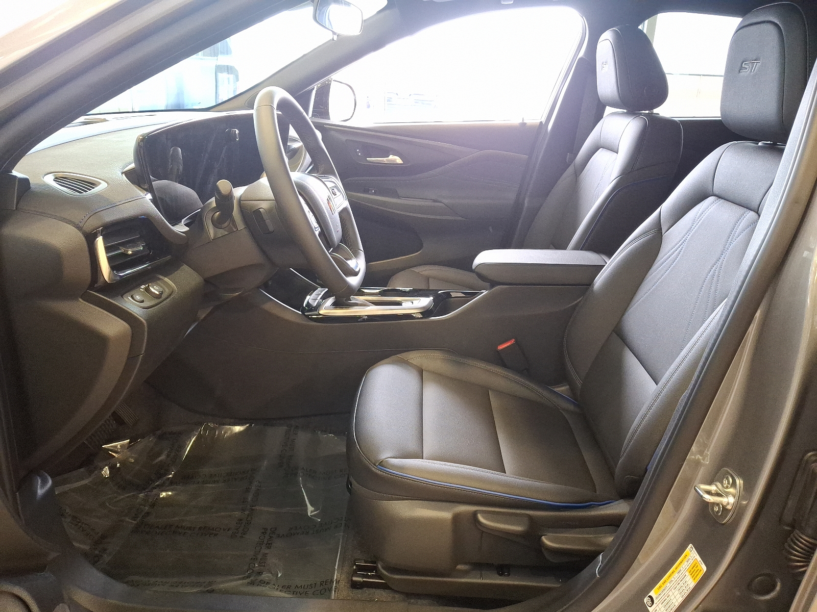 Vehicle image 12 of 23