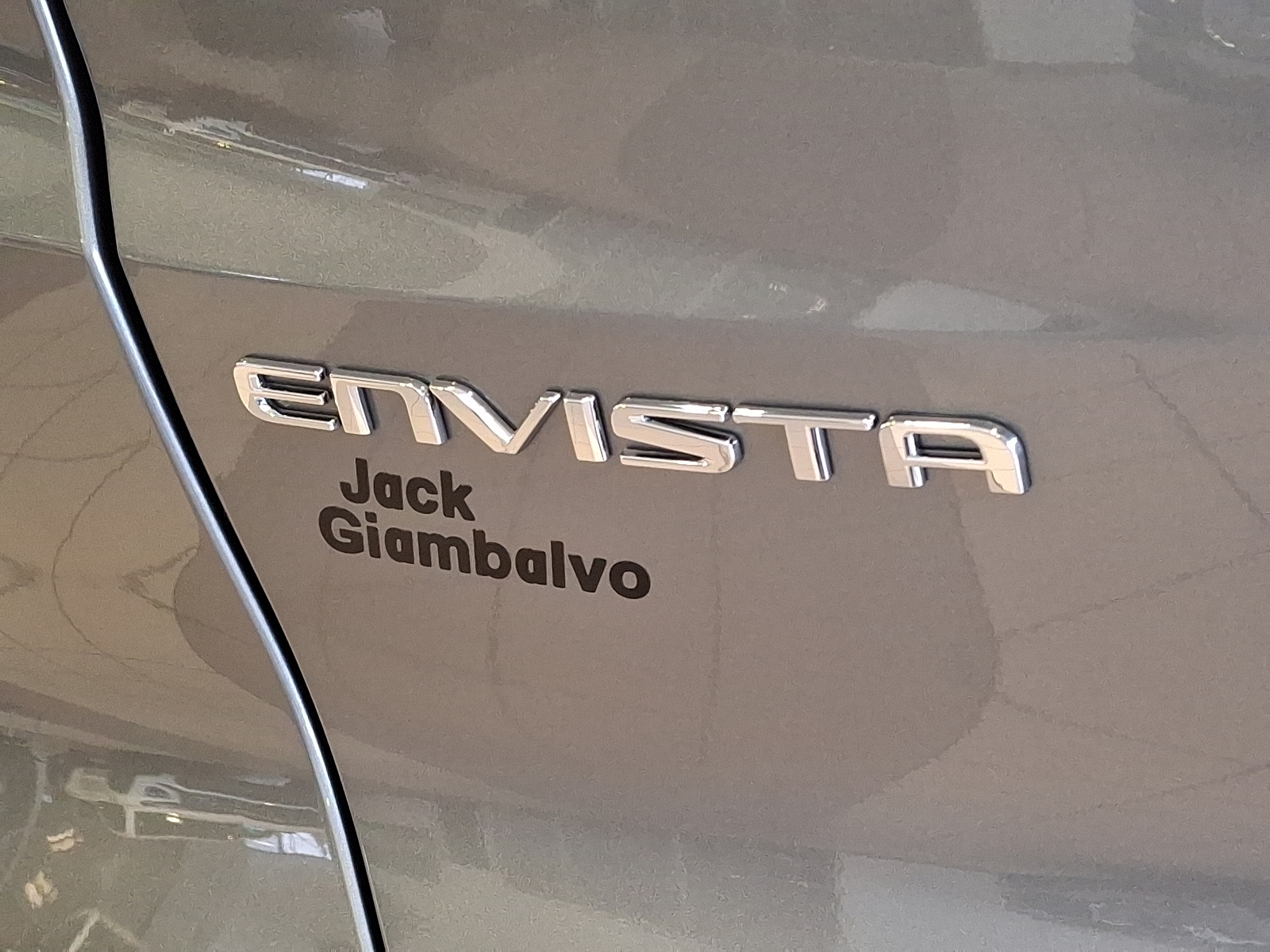 Vehicle image 22 of 23