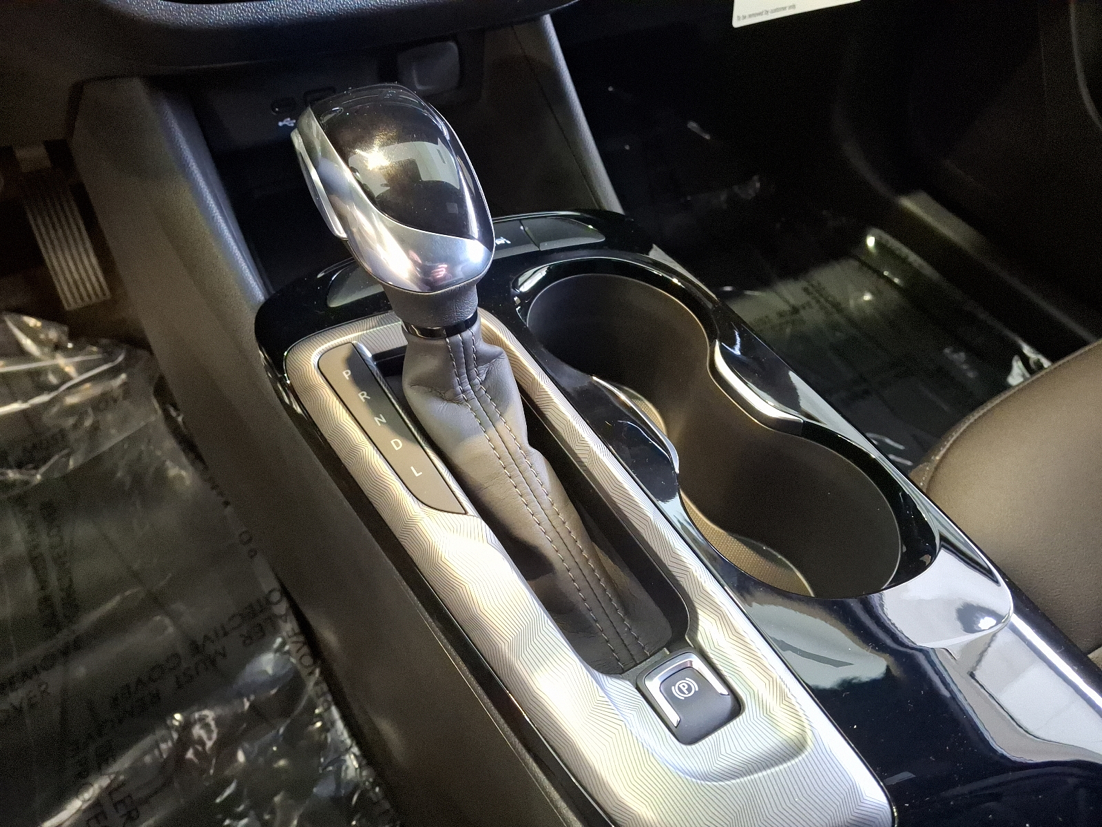 Vehicle image 13 of 23