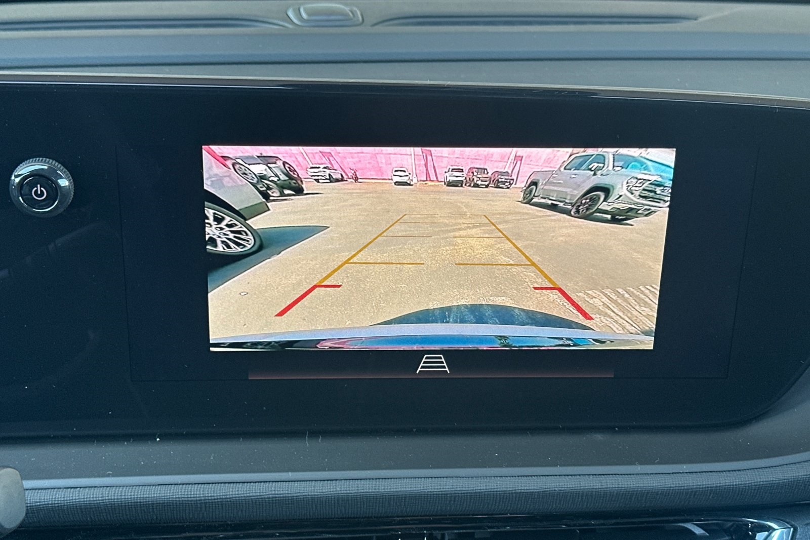 Vehicle image 17 of 31