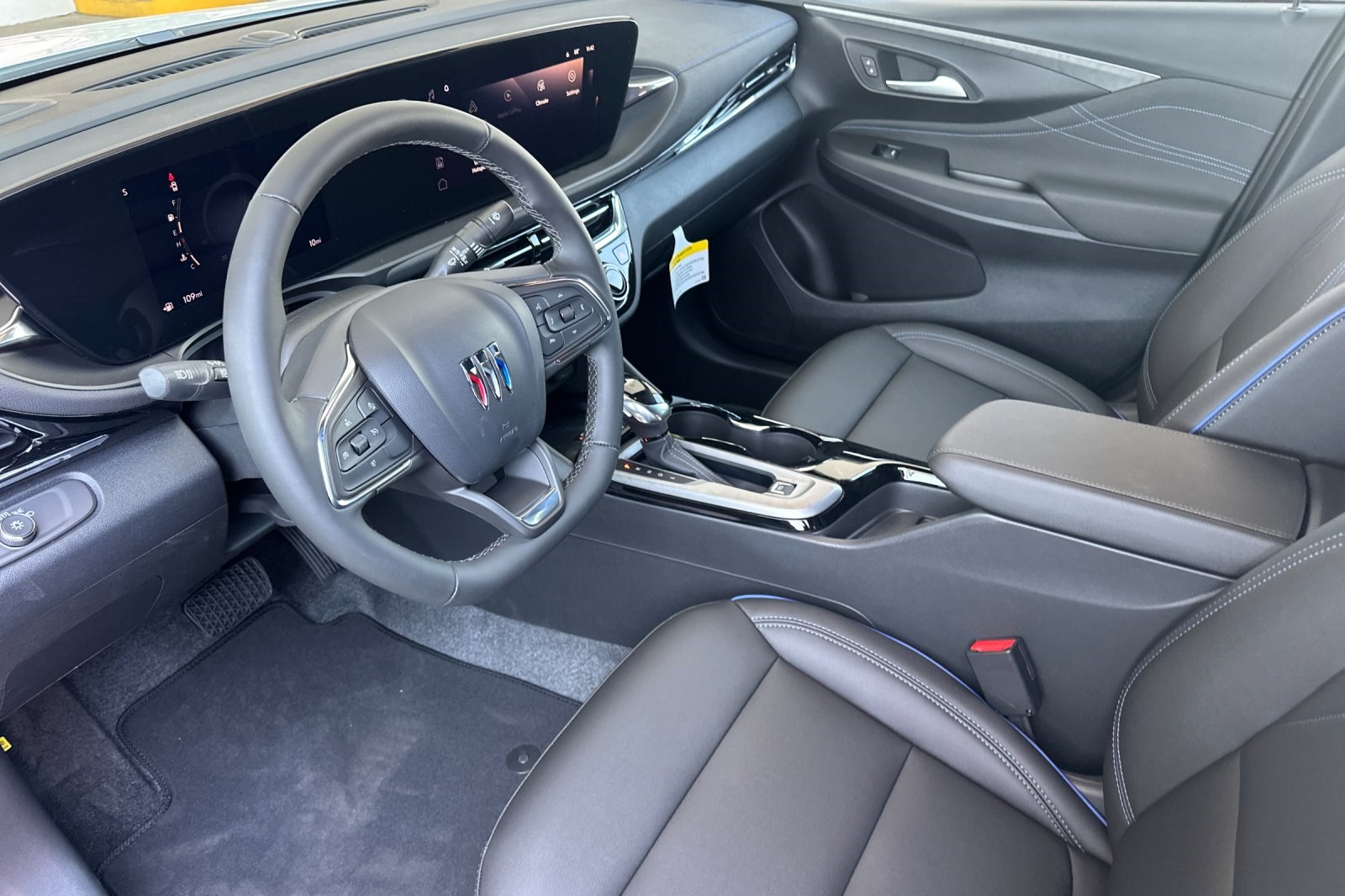 Vehicle image 8 of 31