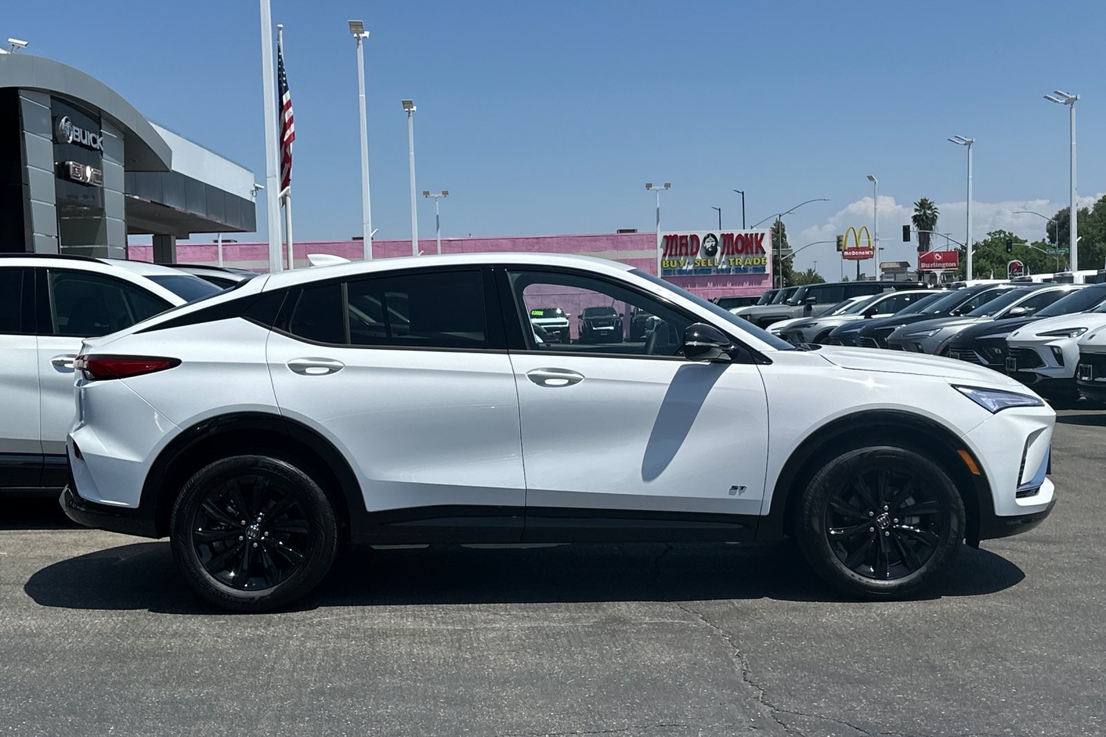 Vehicle image 4 of 31
