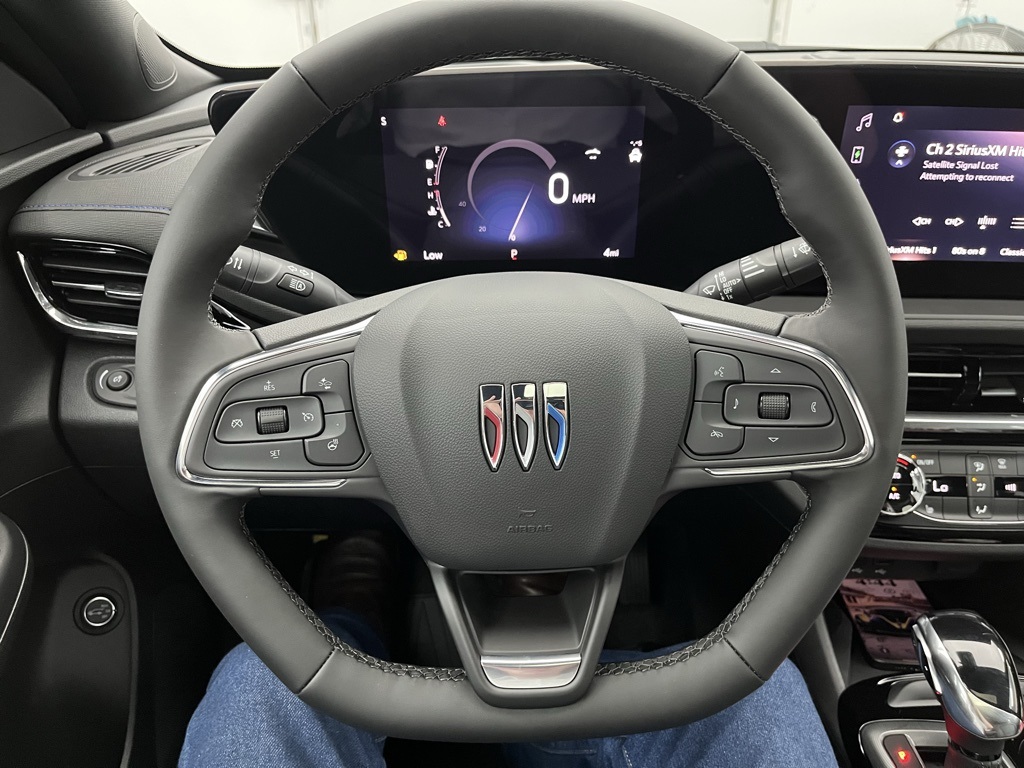 Vehicle image 19 of 33