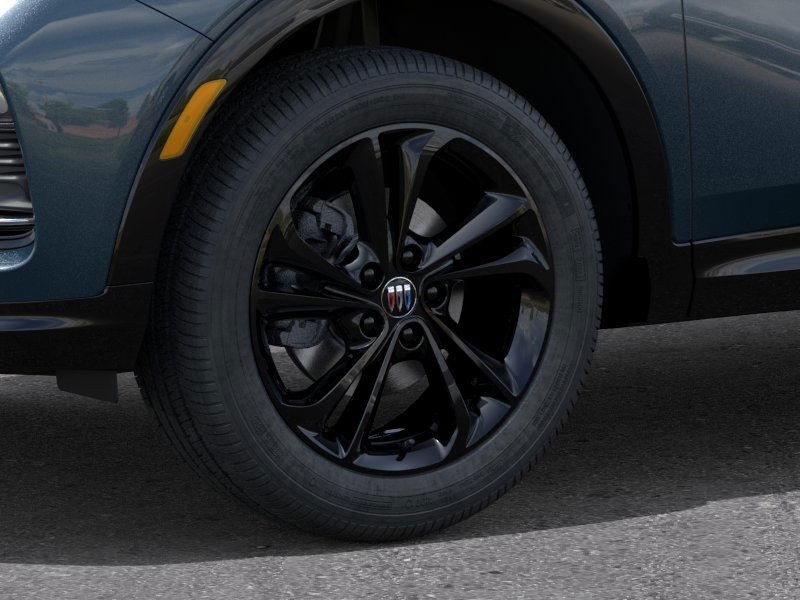 Vehicle image 10 of 25