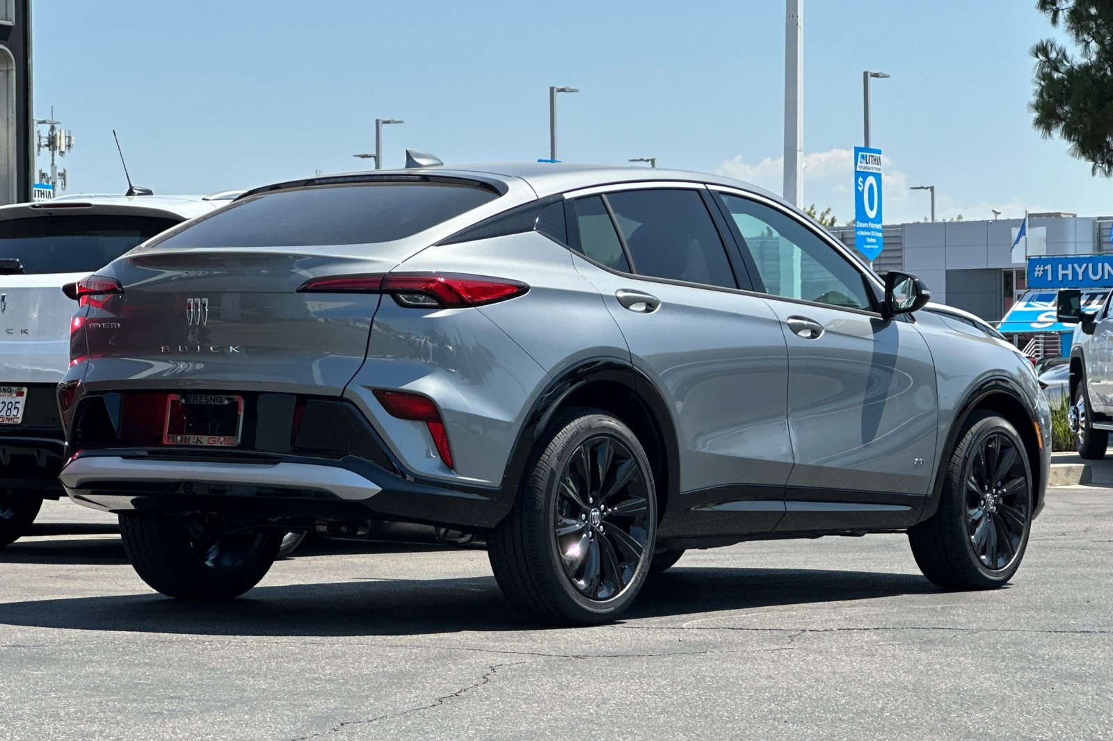 Vehicle image 5 of 32