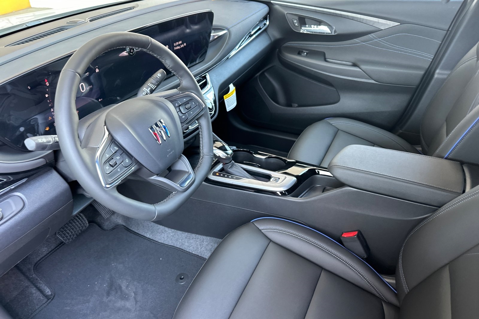 Vehicle image 13 of 32