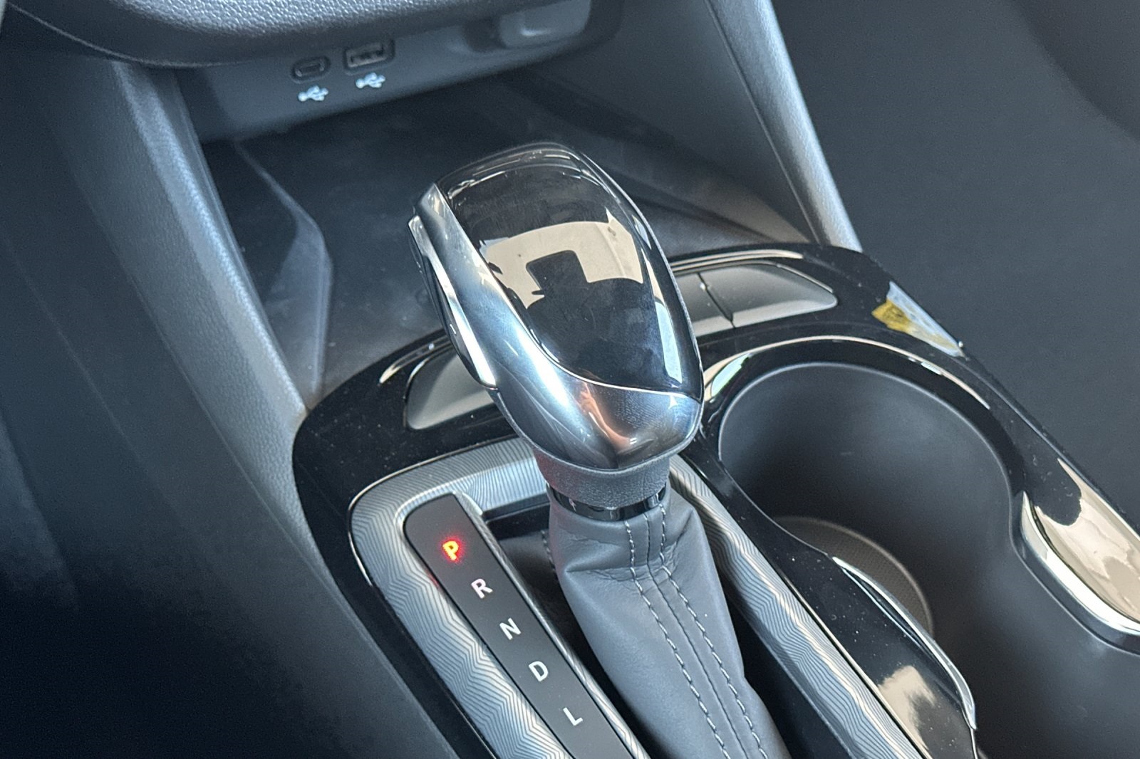 Vehicle image 19 of 32