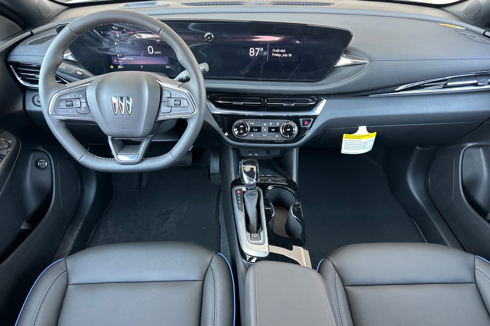 Vehicle image 10 of 32