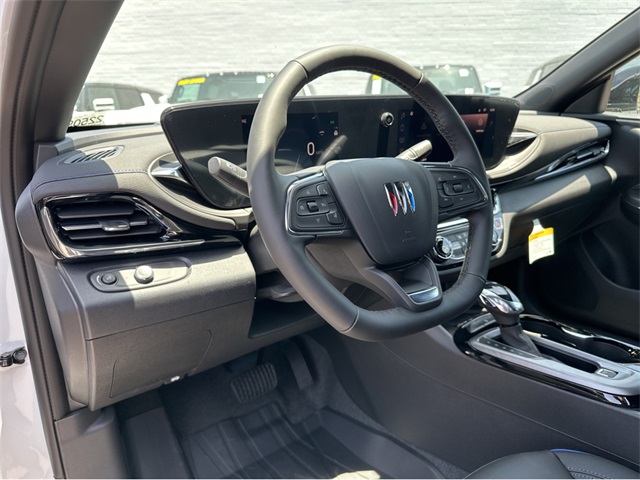 Vehicle image 13 of 36