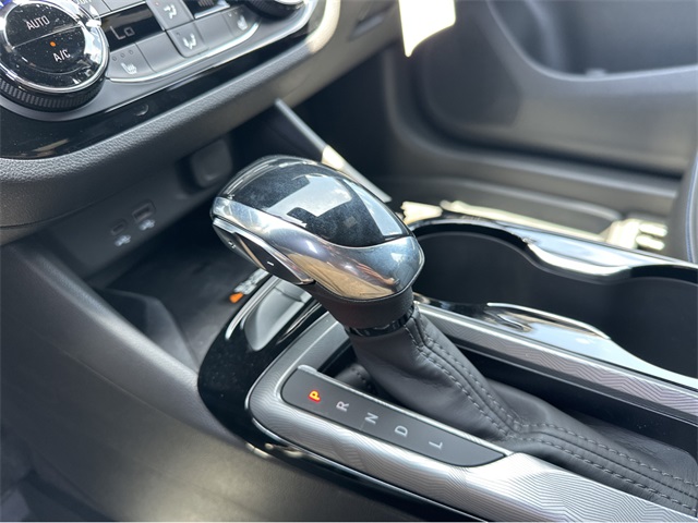 Vehicle image 20 of 36