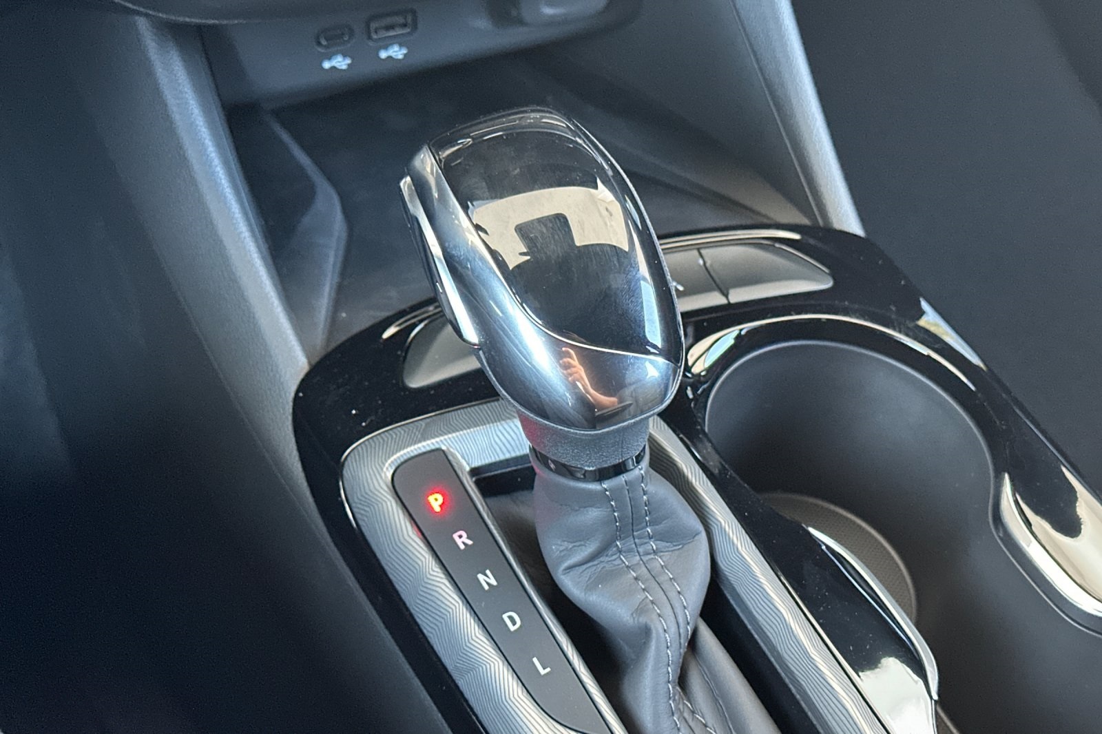 2025 Buick Envista Sport Touring Image 19 of 32